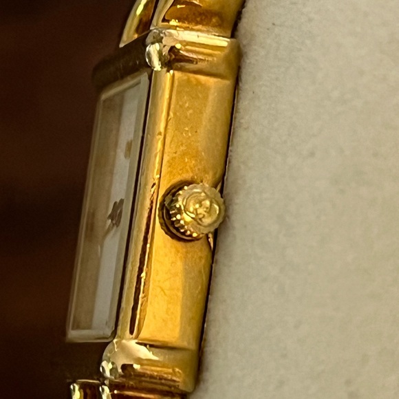 GUCCI 1800L interchangeable straps (just with back straps) - Picture 5 of 12